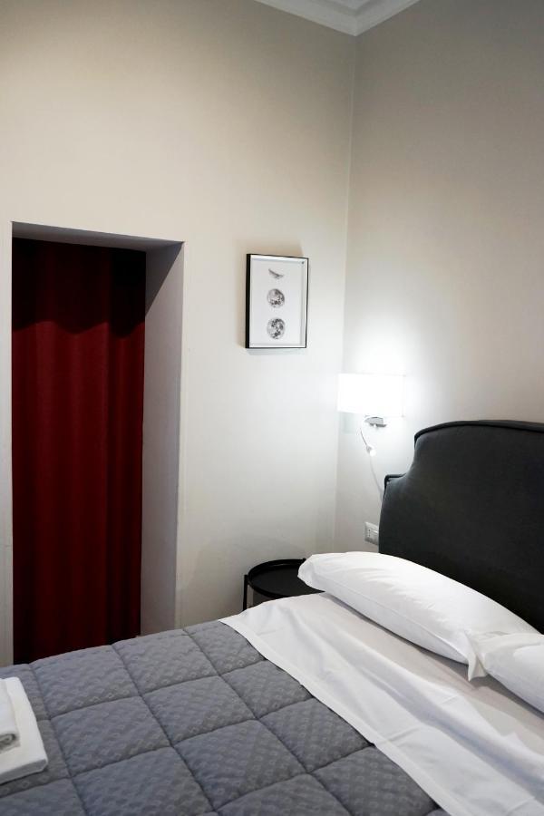 Re Di Smirne By Apulia Accommodation Bari Exterior foto