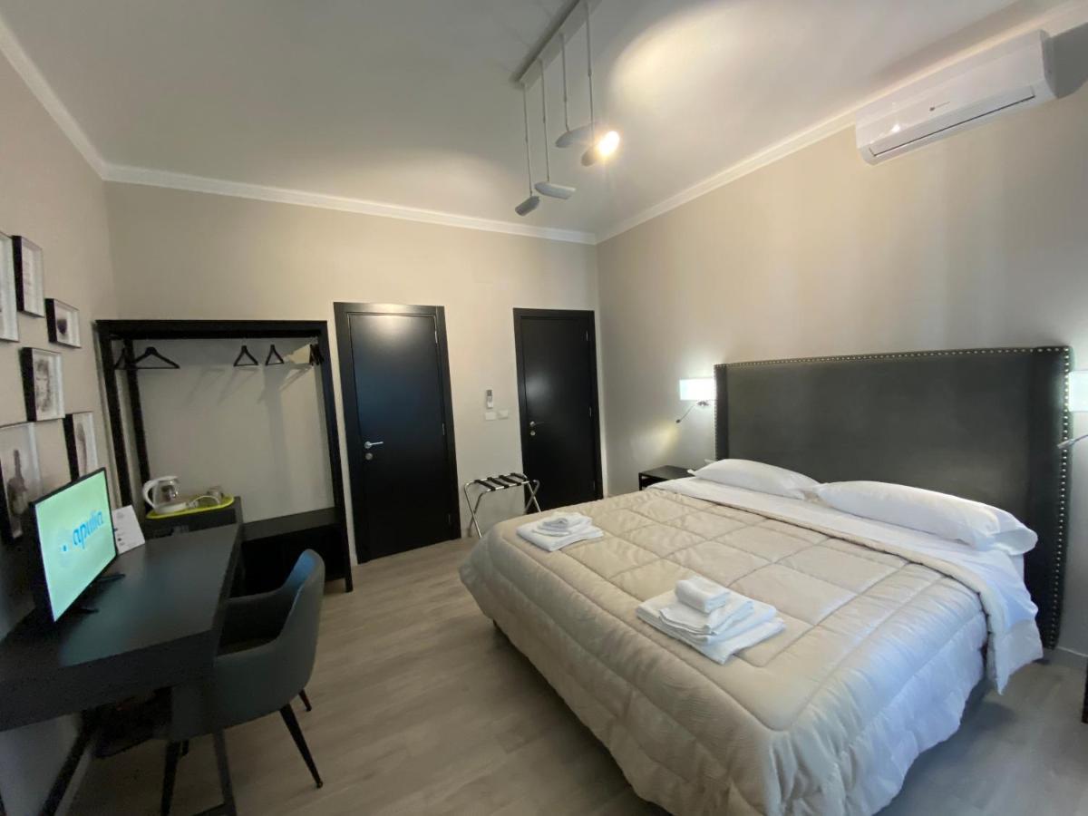 Re Di Smirne By Apulia Accommodation Bari Exterior foto