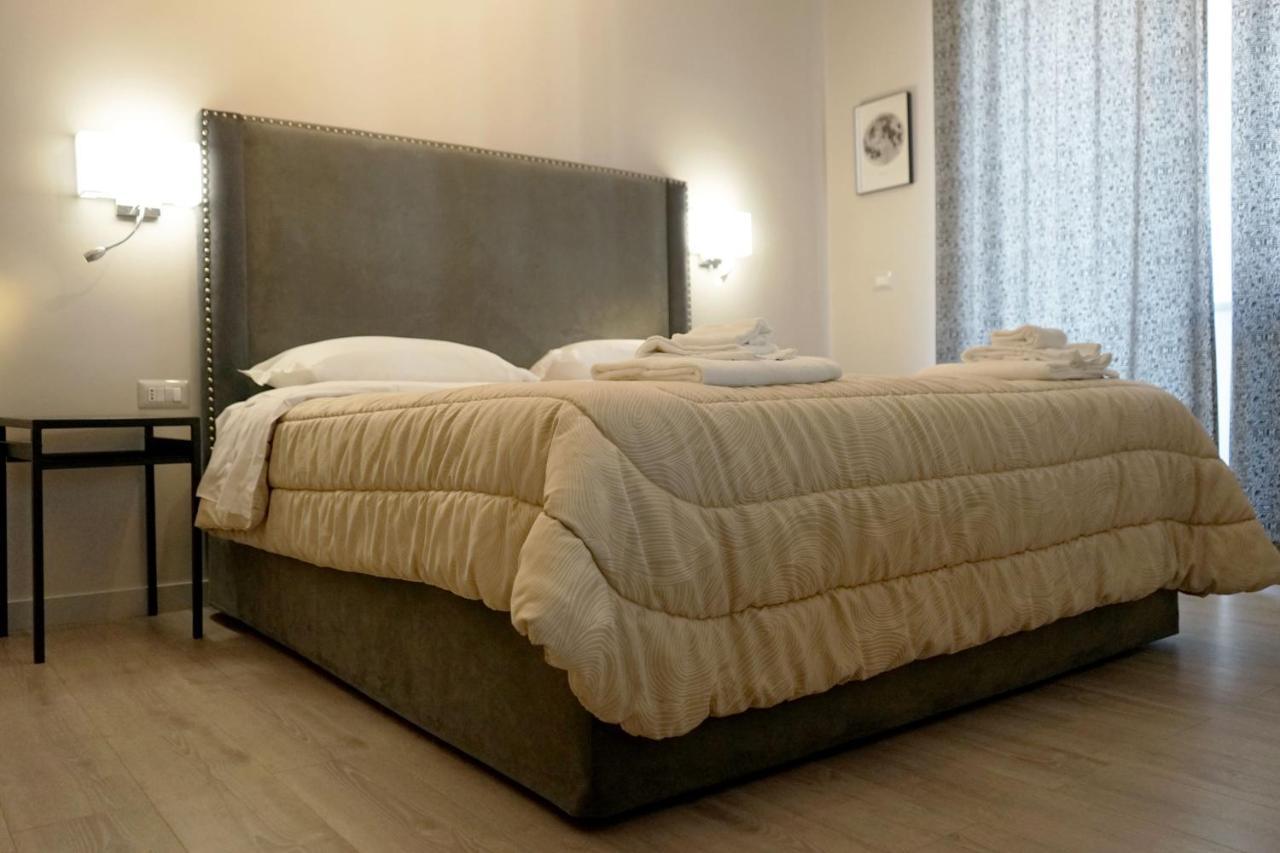 Re Di Smirne By Apulia Accommodation Bari Exterior foto